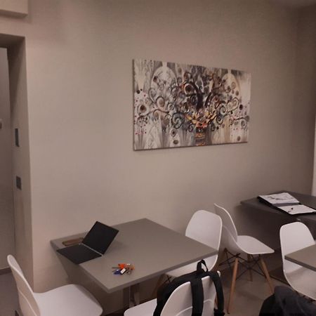 Smart Apartment Sei Chiese - Twa ボローニャ エクステリア 写真